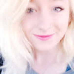 Meet your Posher, Cassandra